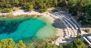 Veli Žal beach